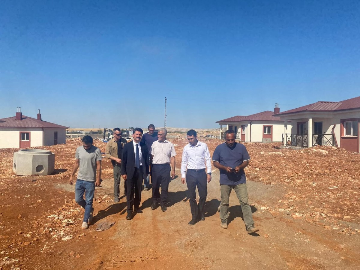 Besni Kaymakam Aslan’dan Dikilitaş Köyüne ziyaret