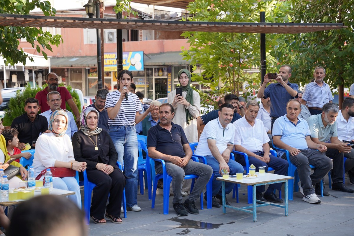 Kâhta’da yetkililer halkla buluştu: Sorunlar doğrudan iletildi, anında yanıt verildi  - Videolu Haber